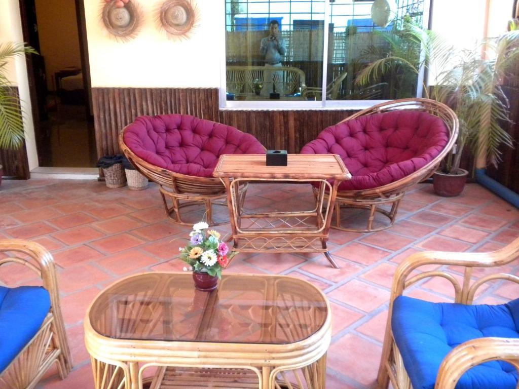 Old Town Guesthouse Kâmpôt Zewnętrze zdjęcie
